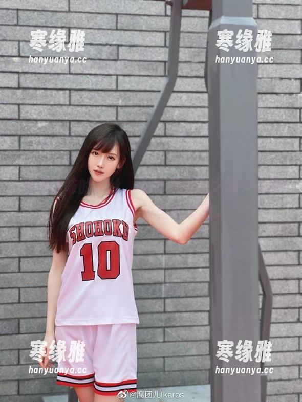 这奶油味的肉丝，来自无圣光之地，腐团儿Ikaros类型的美图。