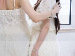 袜啵啵 – 小沫的美足写真，保障你情不自禁，外加脚趾舞会！