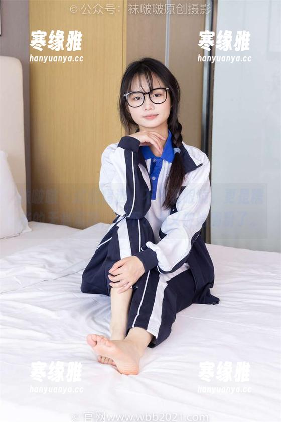 袜啵啵-糯米 袜啵啵 - 这组精选,不只是眼镜,更是糯米的无意流露,一不小心又被她圈粉了。