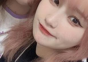 闪月半的柏崎星奈全套图集，暗示了什么，却又什么都不说。