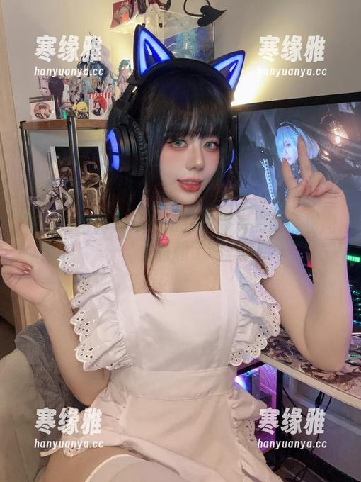 在线目击阿九从不咕咕与邻居的时尚拼图，太有趣了吧！