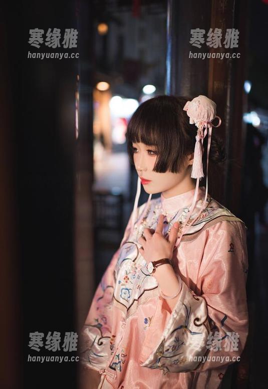 阿包也是兔娘的私人图集：5月加冕之后的日常，真是别有风趣啊！