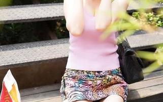 青豆客 – 最新Akiki朱若慕比基尼美图，谁说肉肉不可以性感？